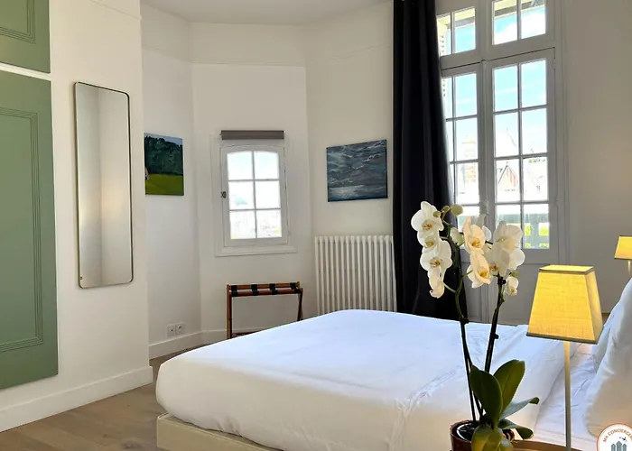 La Mirabeau * ドーヴィル