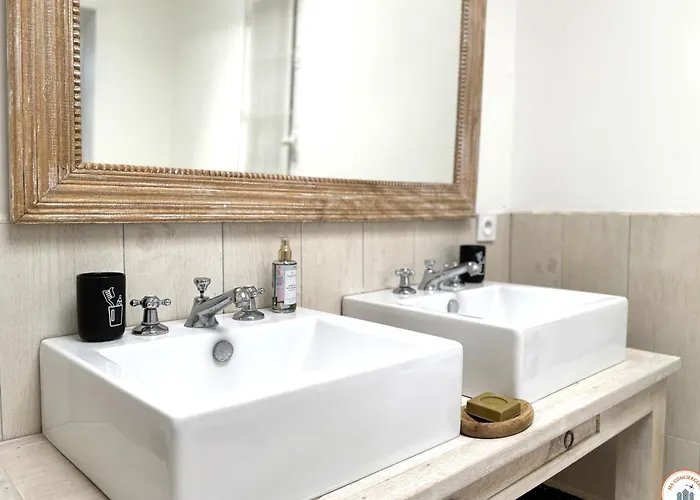 La Mirabeau Βίλα